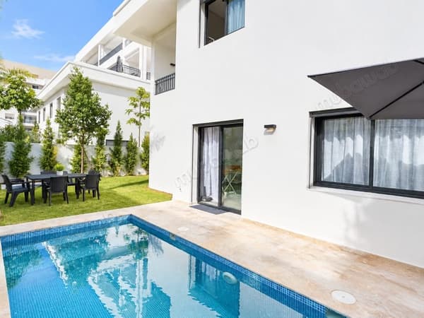 Duplex neuf avec piscine Proche de la Ville Verte