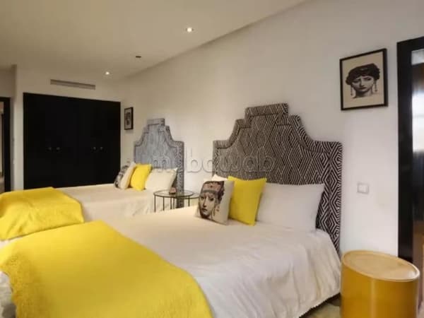 Villa beldi chic d’exception à vendre à agdal – 5 chambres élégantes – vendue meublée…