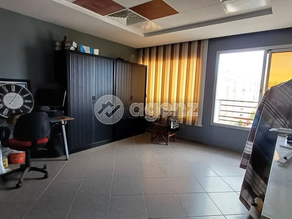 Bureau à vendre 30 m² Autre Dar Bouazza