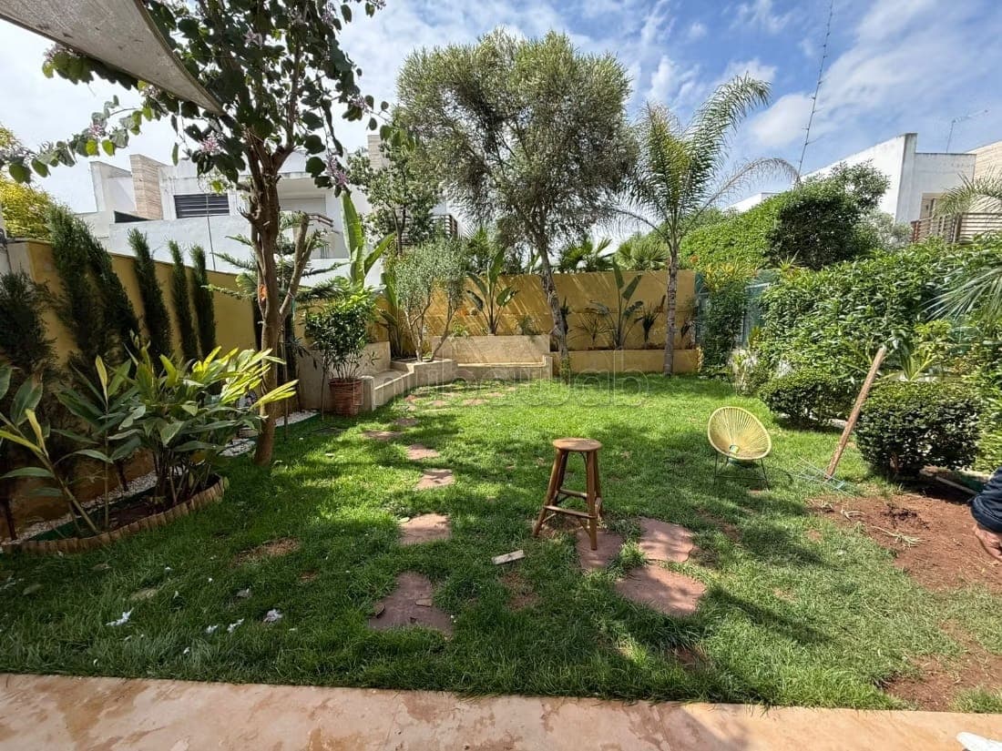 Villa t4 de 250m² – 3 chambres ch. Perso