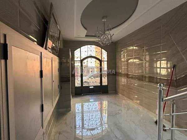 Appartement rez-de-chaussée à vendre à Msanana Golf