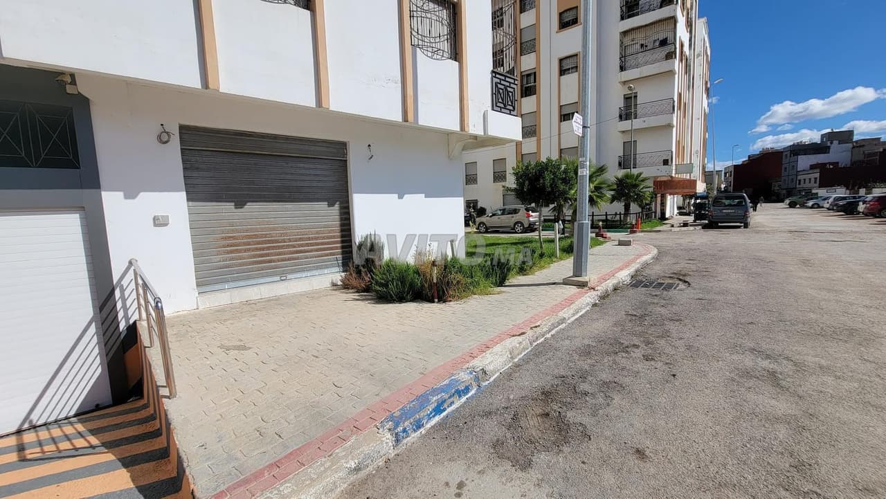 Local commercial à vendre