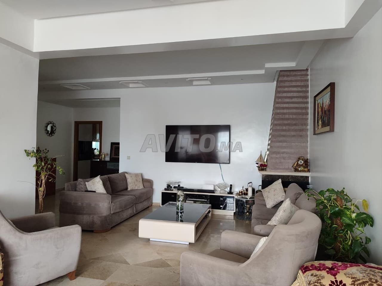 Appartement à louer vide 3CH 130 m² à Val d'Anfa