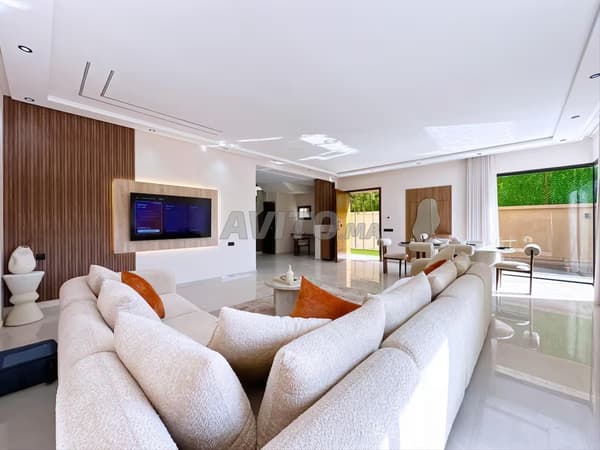 Villa moderne piscine 3 suites chrifia vue atlas