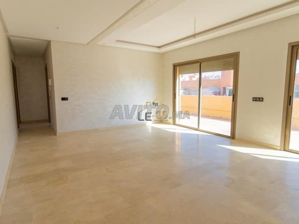 Appartement Neuf 3 Chambres avec Grande Terrasse