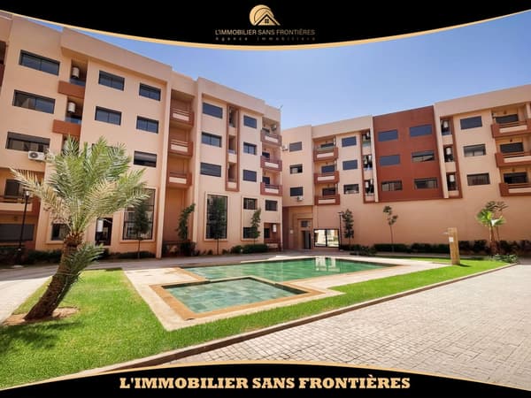 Appartement à louer à Semlalia, Marrakech — Piscine collective — 100 m²