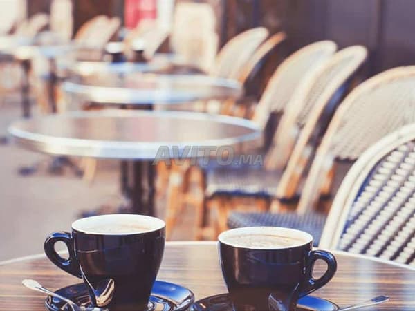 مقهى جاهز للاستغلال – الأصل التجاري والجدران