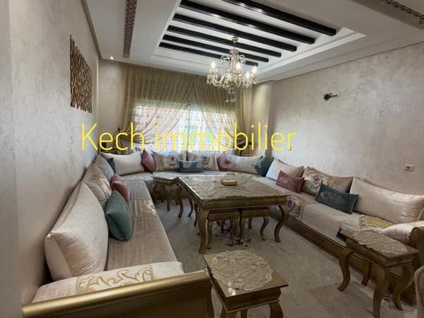 Schöne 3-Zimmer-Wohnung unmöbliert mit Swimmingpool