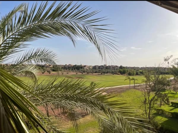Uitzonderlijke Villa met Uitzicht op de Golfbaan AL MAADEN