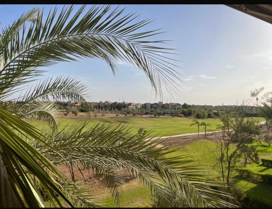 Uitzonderlijke Villa met Uitzicht op de Golfbaan AL MAADEN