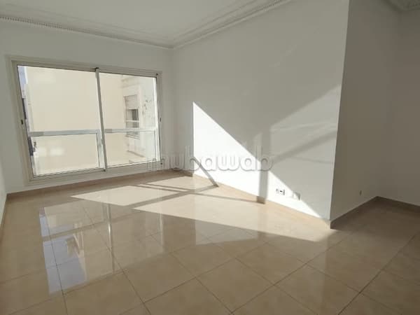 Verkoop van een mooi appartement Gautier, 3 comfortabele kamers. Lift