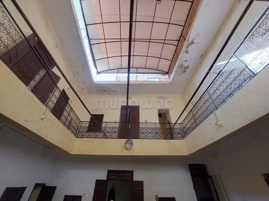 Vente d'un superbe riad à Rahba Kedima. 7 belles chambres. Grande terrasse