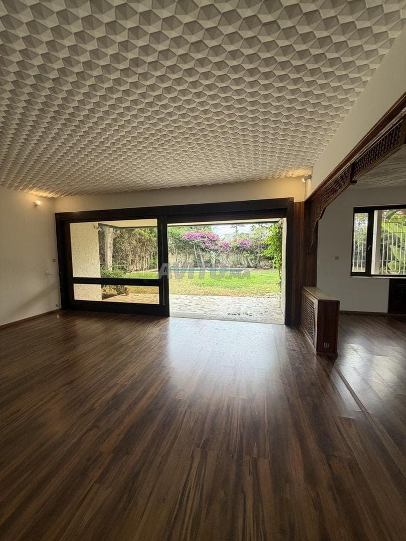 Villa for rent – 4 bedrooms – Langham