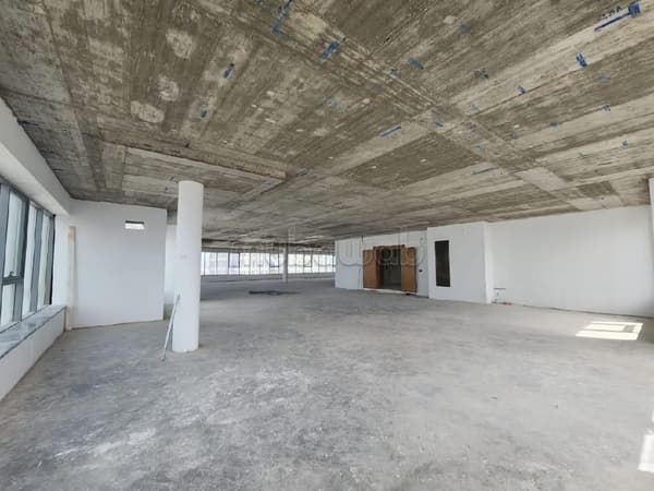 Nieuw kantoor van 750 m² te koop in CFC