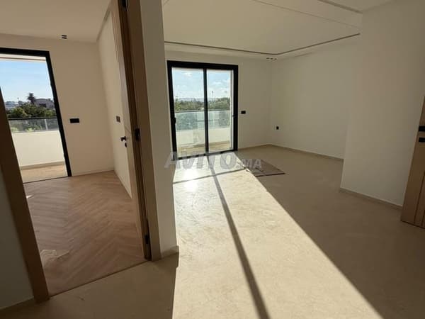 استوديو فارغ للإيجار في Casa Finance City