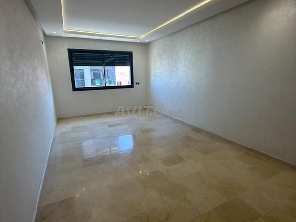 Appartement à louer à côté de clinique chikh khalifa