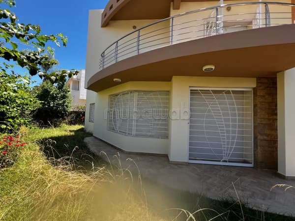 EXCLUSIVITÉ: Villa d'Exception de 400 m² à Vendre – 2 Façades