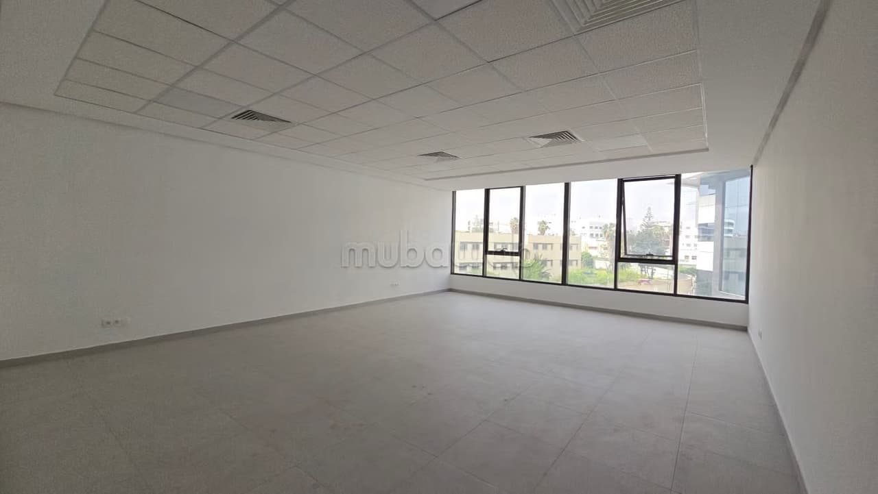 Plateau bureau neuf immeuble 100% professionnel