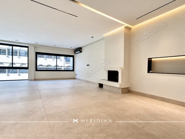 Appartement rénové de 170 m² à Racine