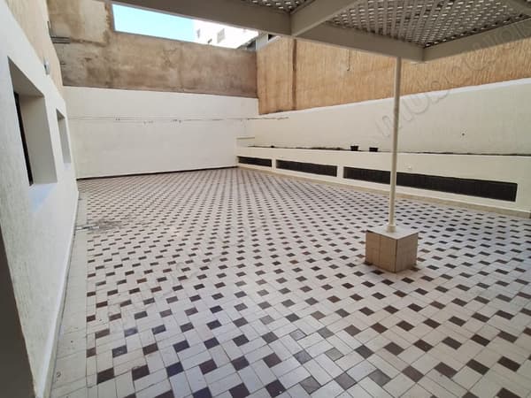 Agdal Appart propre avec Cour