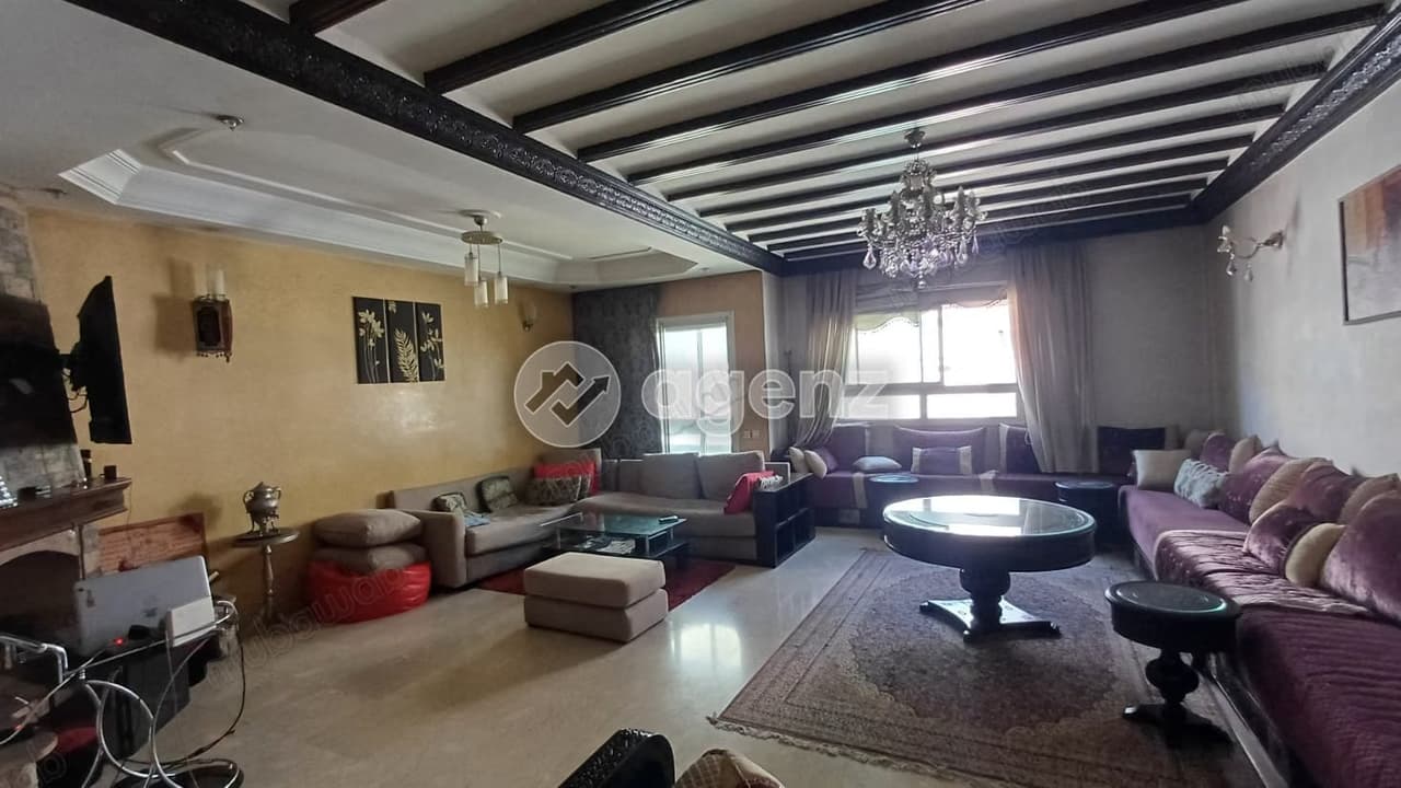 Appartement à vendre 158 m², 3 chambres Les Hôpitaux Casablanca