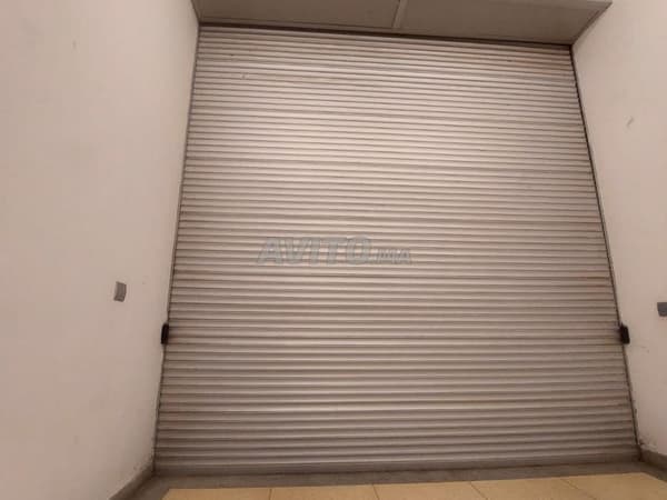 MAGASIN À LOUER