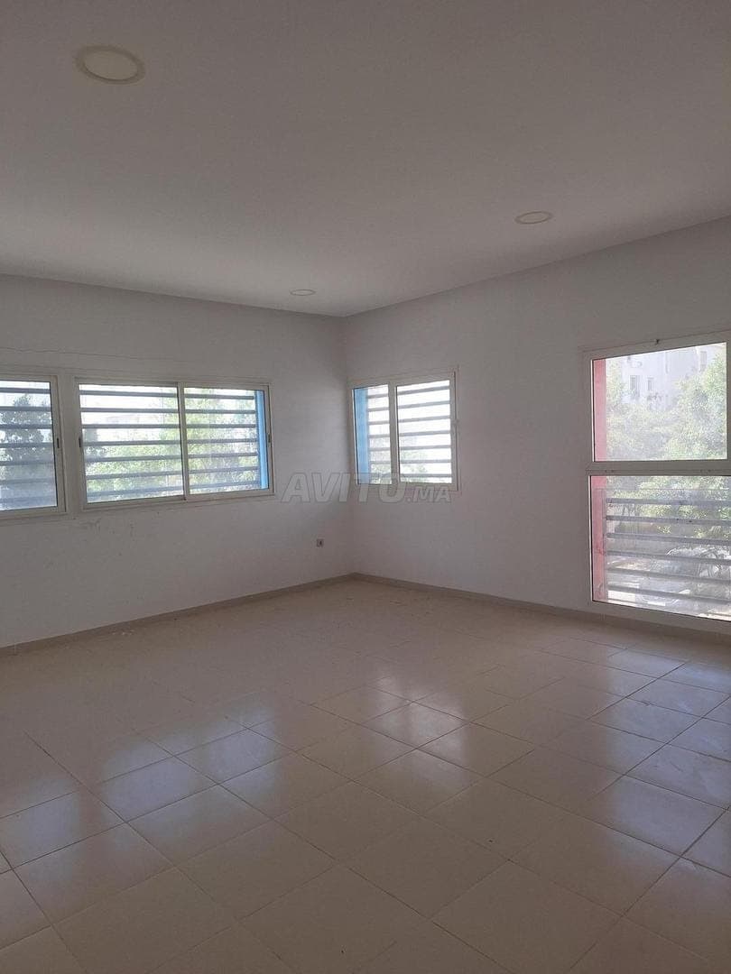 Kwaliteitsschool te koop in Ain Aouda
