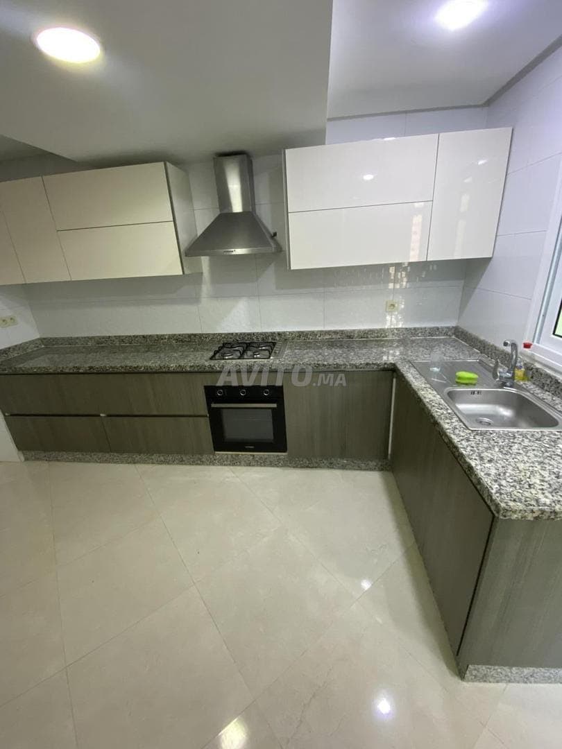 شقة للكراء 135 م² طنجة Place Mozart