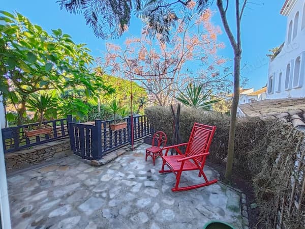 Location villa haut standing vide ou meublée