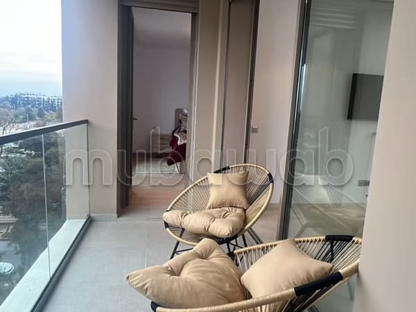 Bel appartement en location à Souissi. 2 grandes pièces. Meublé