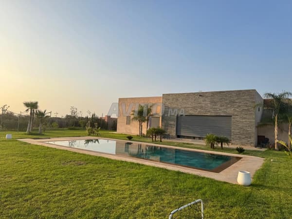 Villa 3000 M² te huur gemeubileerd RT Ourika Marrakech