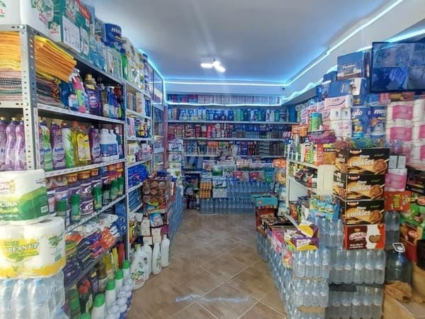 Local commercial à vendre à Boukhalef Erfane 2 sur une grande rue