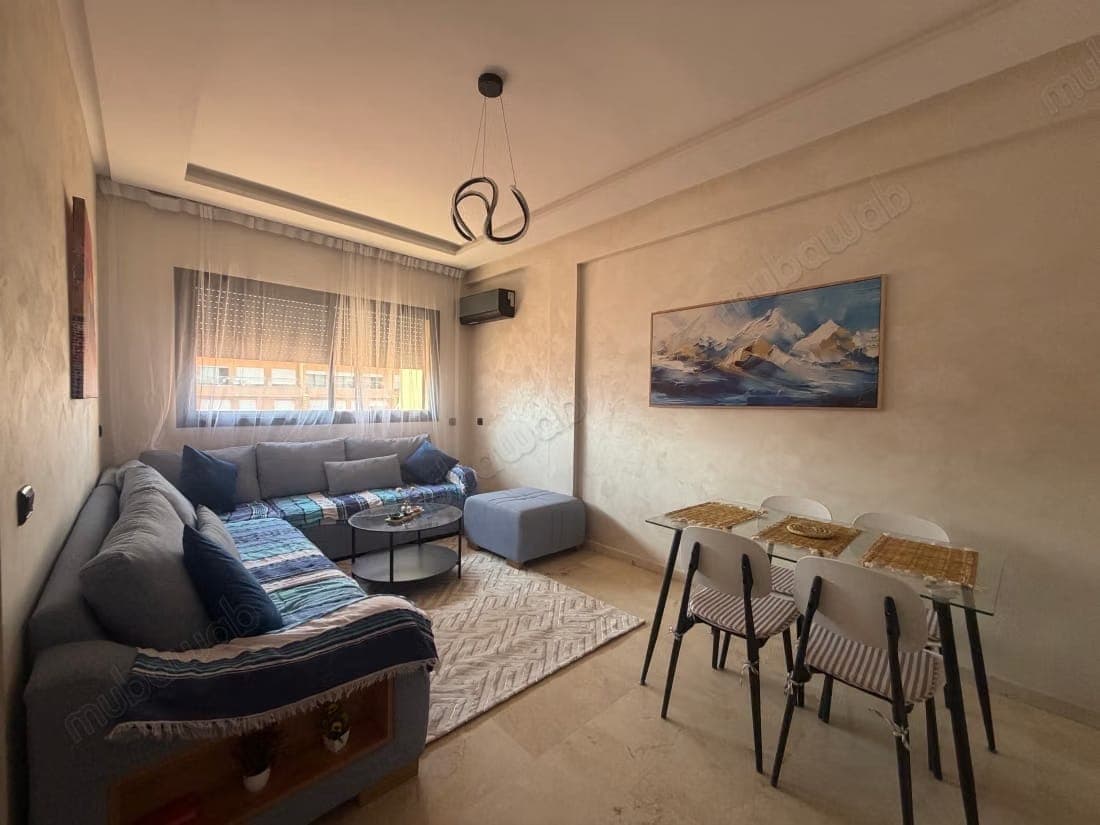 Find an apartment for rent in Guéliz. 2 bedrooms. Elevator and terrace