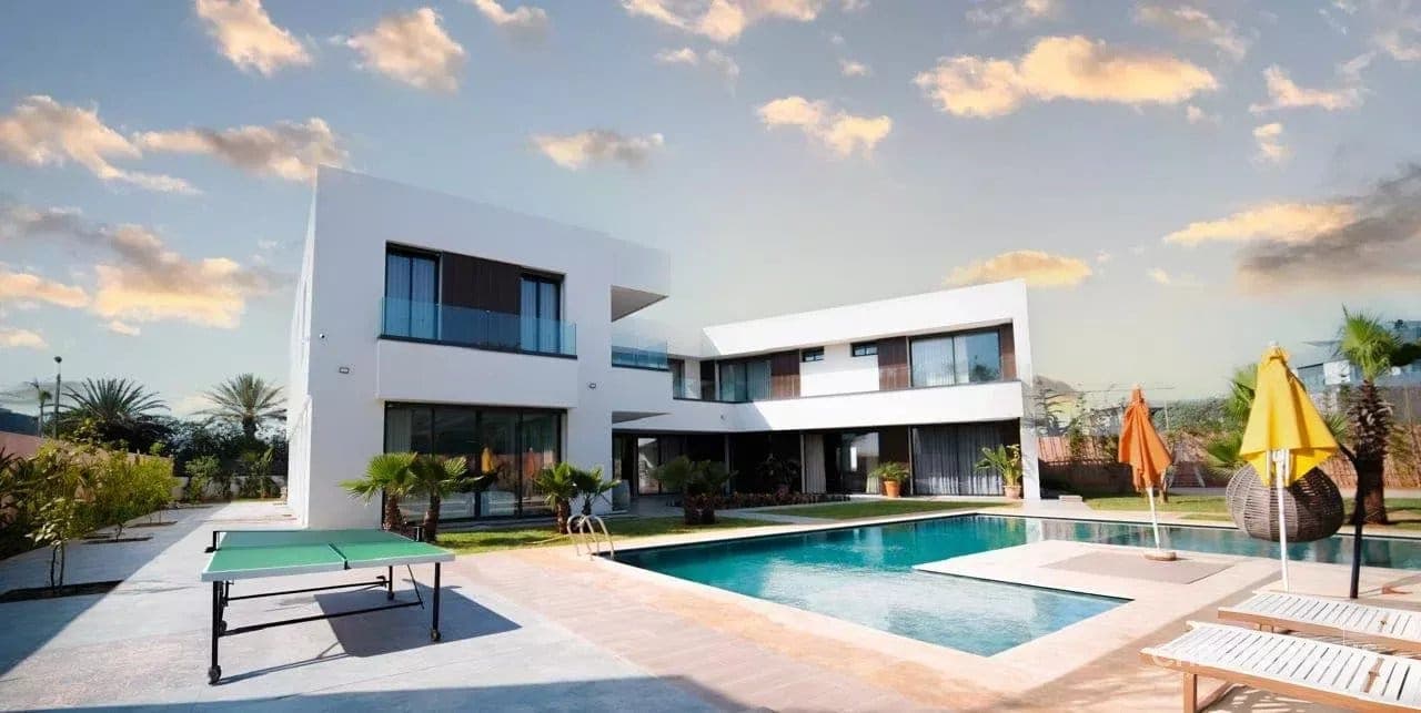 Villa Contemporaine d’Exception – 900 m² Habitables