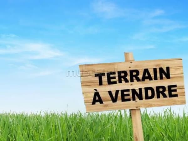 Terrain de 715 m2 à Ain Diab