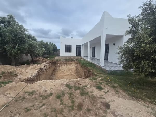 Villa 3 chambres avec jardin sur 1500 m²