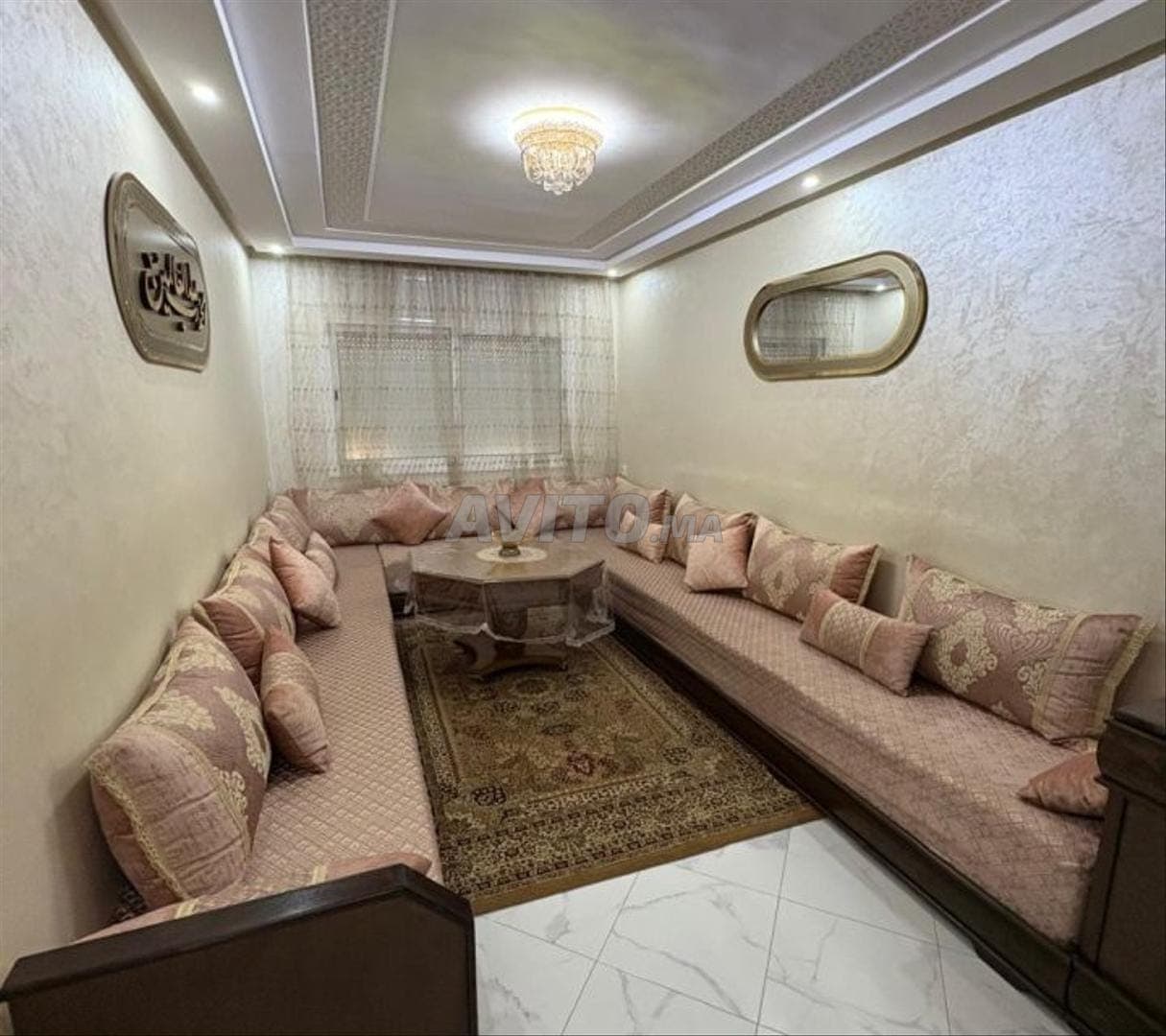 Getitelde appartement te koop in Martil nabij café Russie