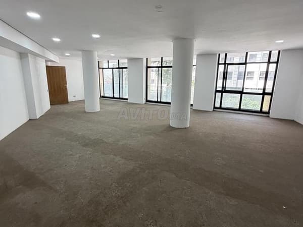 Bureau de 400m² à Anfa
