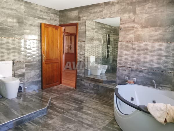Villa 200m² à vendre – Al Wifaq 4 chambres jardin