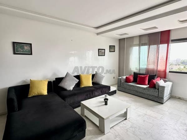 Studio meublé de 56m² à louer