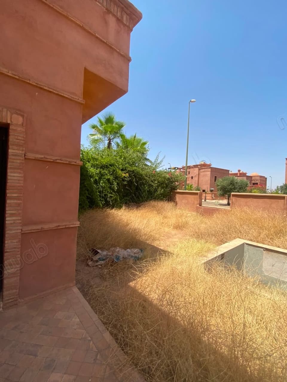Villa à vendre à route de Fès