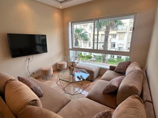 Clean and comfortable apartment for rent, welcome.