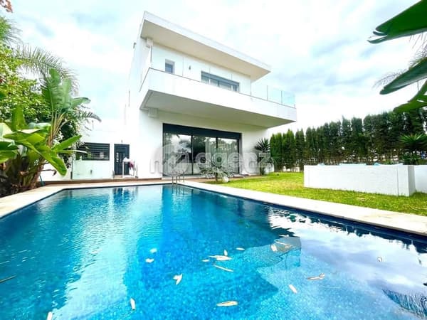 Villa for sale 608 m², 5 bedrooms Tamaris Dar Bouazza