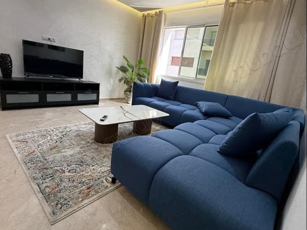 Te huur, prachtig gemeubileerd appartement gelegen in Agdal,