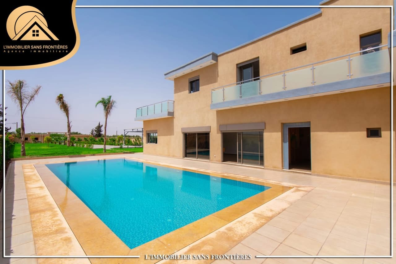 Villa à vendre – Sans vis-à-vis – Route d’Amizmiz, Marrakech