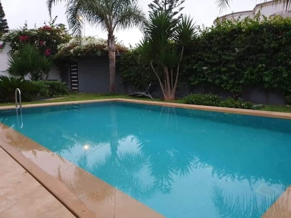 Villa de Luxe Meublée à Louer à Dar Bouazza