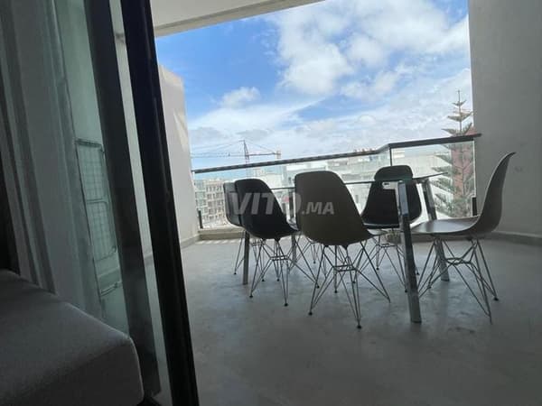 Studio 60 m2 à louer avec terrasse ensoleillée