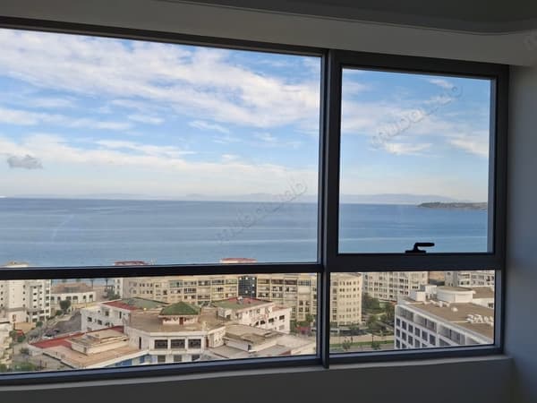 Appartement vue mer à vendre à City Center Malabat