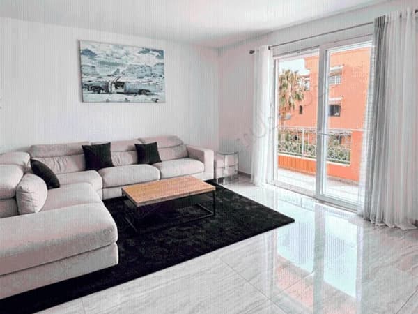 Appartamento in affitto di 104.0 m² a,