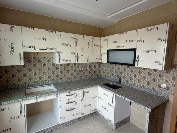 Appartement vide à louer à Marjane, route de Rabat